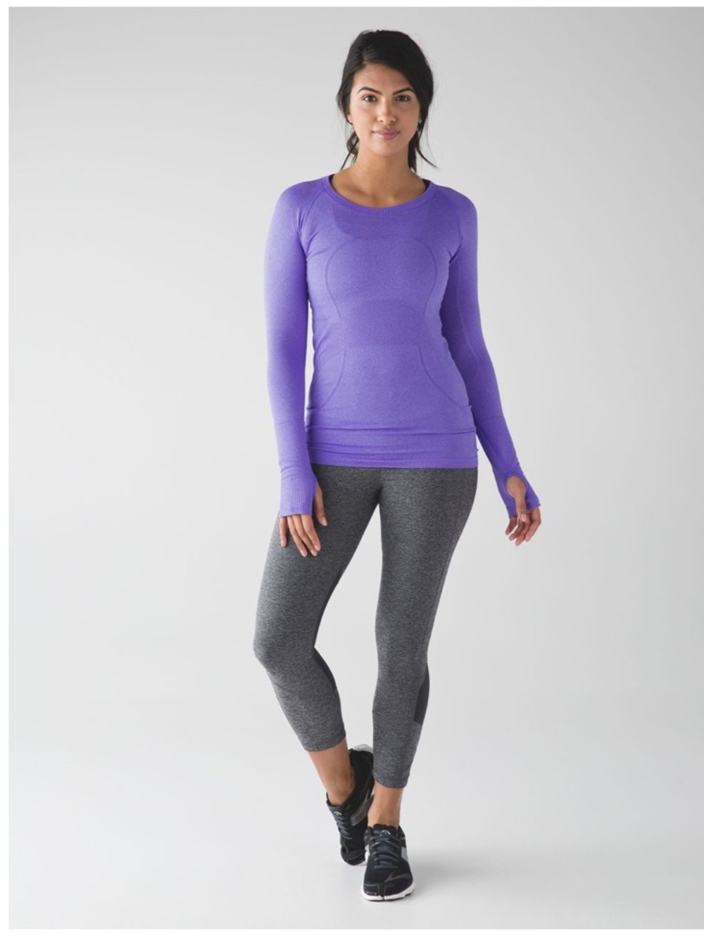 Lululemon Swiftly Tech Long Sleeve Crew
Heathered Power Purple